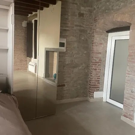 - Broseta 32 * Bergamo